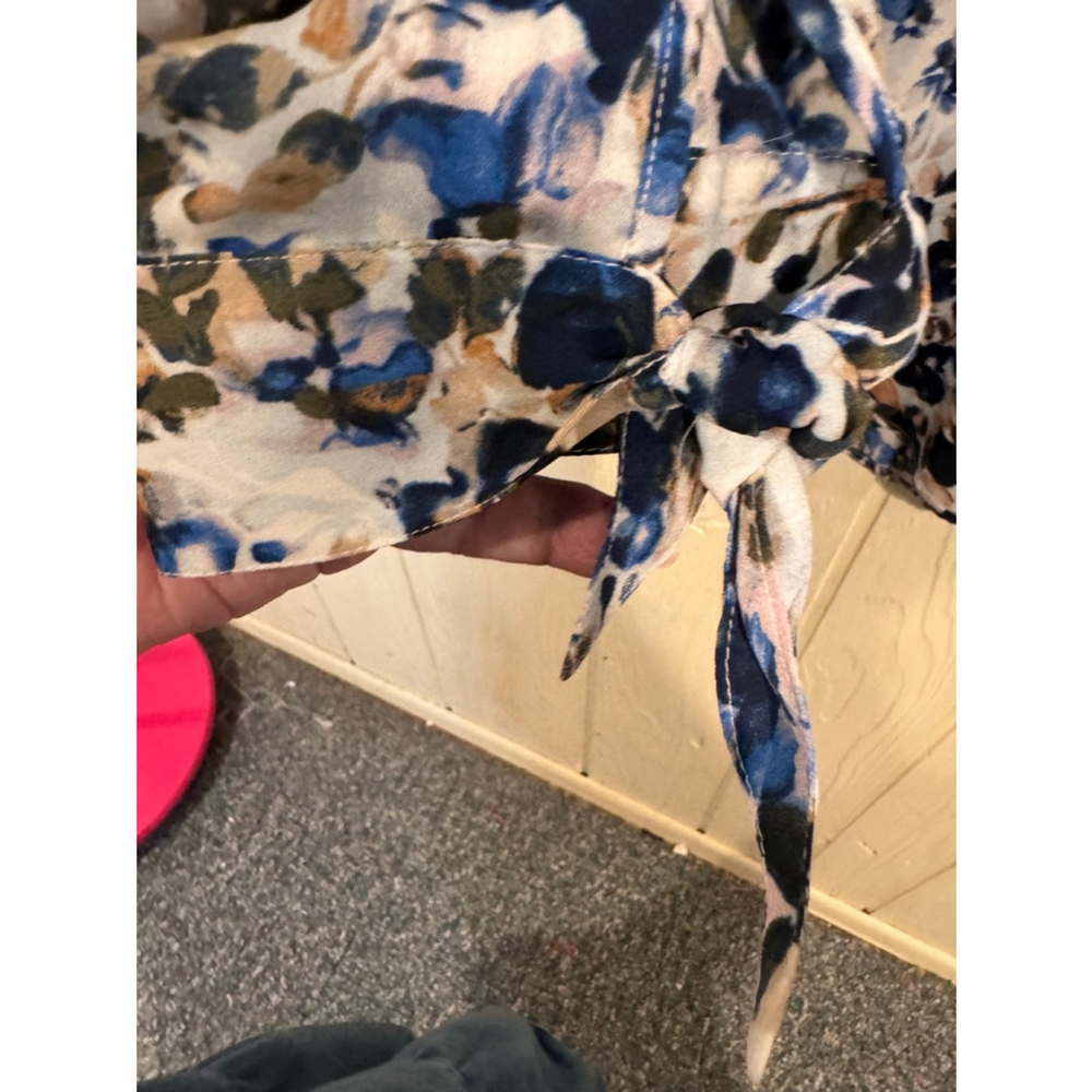 Zac & Rachel Blouse Large Blue White Floral - Picture 4 of 10